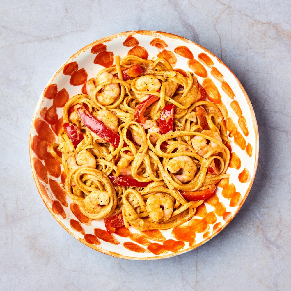 Pink Pesto Linguine with King Prawns and Peppers